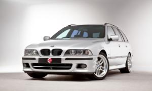 BMW 525i Touring M Sport Package 2002 года (UK)